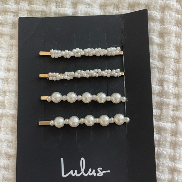 Lulus Hair Clips - Picture 2 of 4
